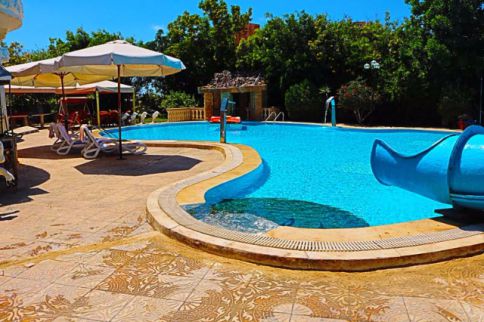 Villa For Rent In Qesm Al Amereyah - Alexandria