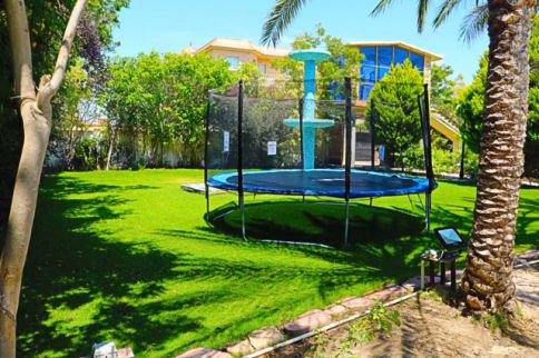 Villa For Rent In Qesm Al Amereyah - Alexandria