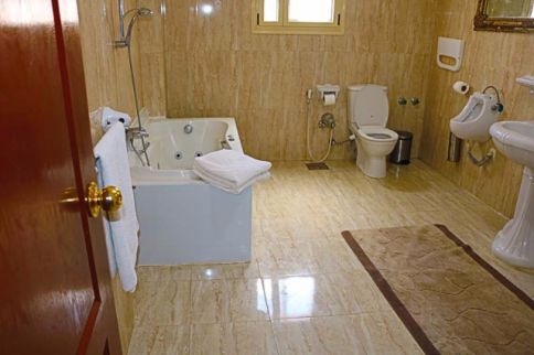 Villa For Rent In Qesm Al Amereyah - Alexandria
