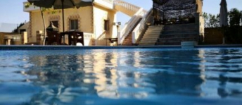 Chalet For Rent In Sheikh Zayed City - Giza