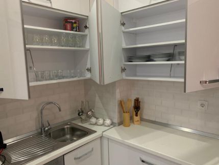Apartment For Rent In Buyukgekmege - Istanbul