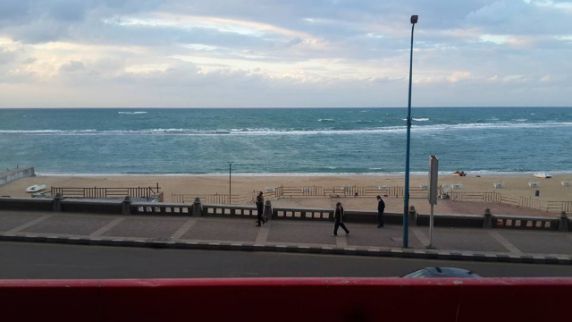 Apartment For Rent In El Mandara - Qism El-Montaza - Alexandria
