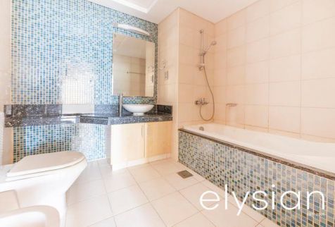 Apartment For Rent In The Palm Jumeira - Dubai - Dubai