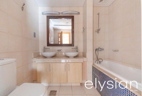 Apartment For Rent In The Palm Jumeira - Dubai - Dubai