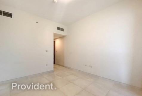 شقة للإيجار فى دبي - دبيّ