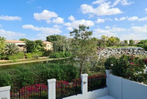Villa For Rent In Jumeirah Park - Dubai - Dubai
