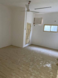 Building For Rent In Hamala - Northern