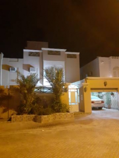 فيلا للإيجار فى البسيتين - المحرق