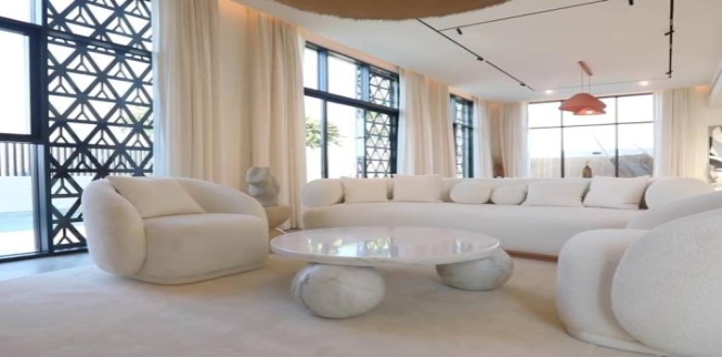 Villa For Sale In Sharjah - Sharjah