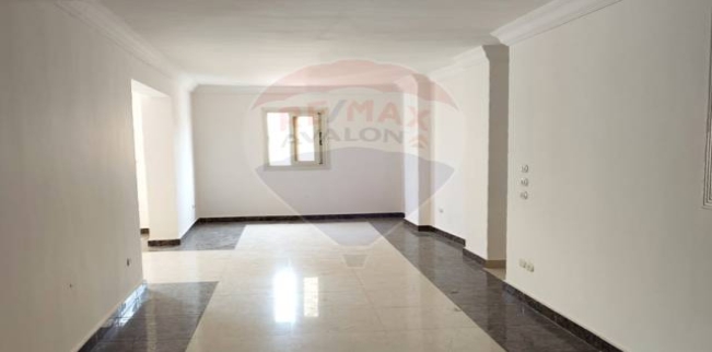 Apartment For Sale In Ganaklis - Qism El-Raml - Alexandria