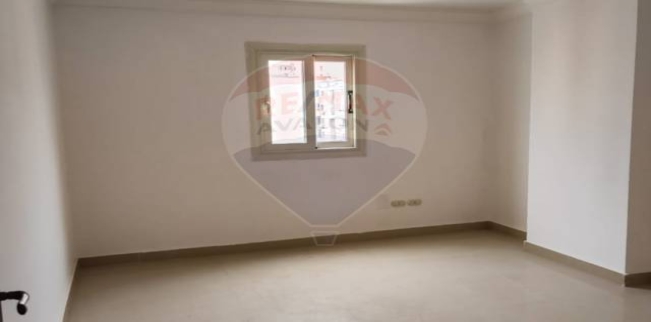 Apartment For Sale In Ganaklis - Qism El-Raml - Alexandria