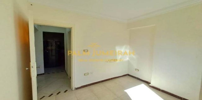 شقة للبيع فى الشاطبي - قسم باب شرقي - الإسكندرية