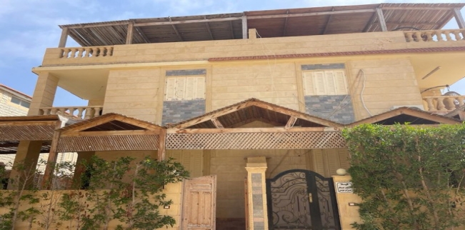 فيلا للبيع فى مركز الحمام - مطروح