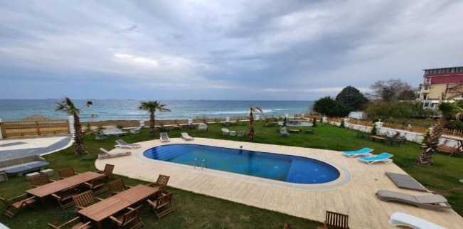 Villa For Sale In Buyukgekmege - Istanbul
