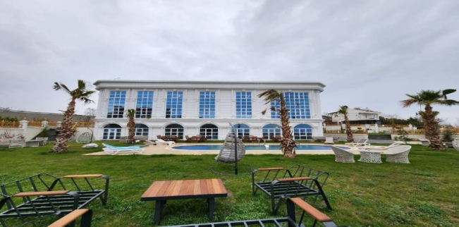 Villa For Sale In Buyukgekmege - Istanbul