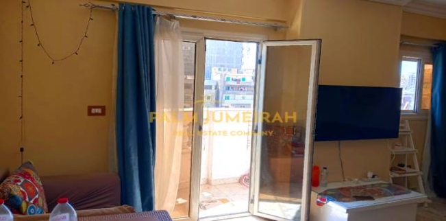 شقة للبيع فى محرم بك - قسم محرم بك - الإسكندرية