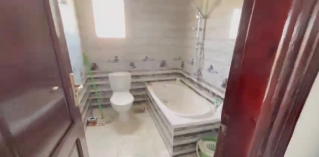 شاليه للبيع فى مركز الحمام - مطروح