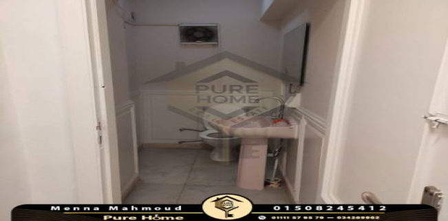 مكتب للإيجار فى جناكليس - قسم الرمل - الإسكندرية