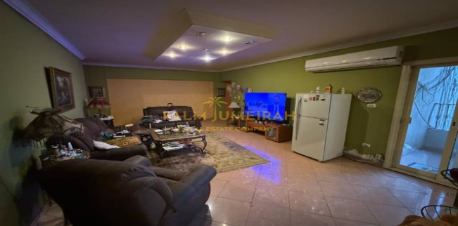 شقة للبيع فى سبورتنج - قسم سيدى جابر - الإسكندرية