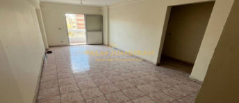 شقة للبيع فى ميامي - قسم المنتزه - الإسكندرية