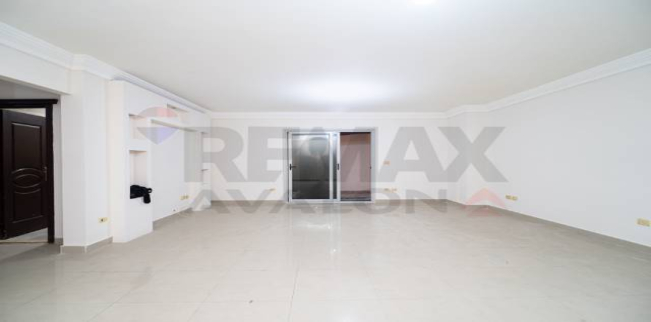 Apartment For Sale In Stanley - Qism El-Raml - Alexandria