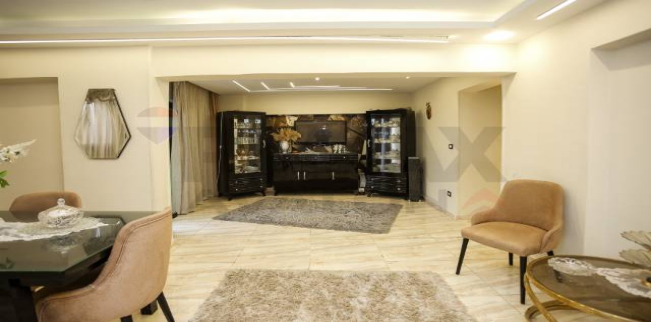 شقة للبيع فى ميامي - قسم المنتزه - الإسكندرية