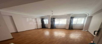 شقة للبيع فى سان استيفانو - قسم الرمل - الإسكندرية