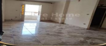 شقة للبيع فى محرم بك - قسم محرم بك - الإسكندرية
