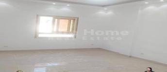 شقة للبيع فى محرم بك - قسم محرم بك - الإسكندرية